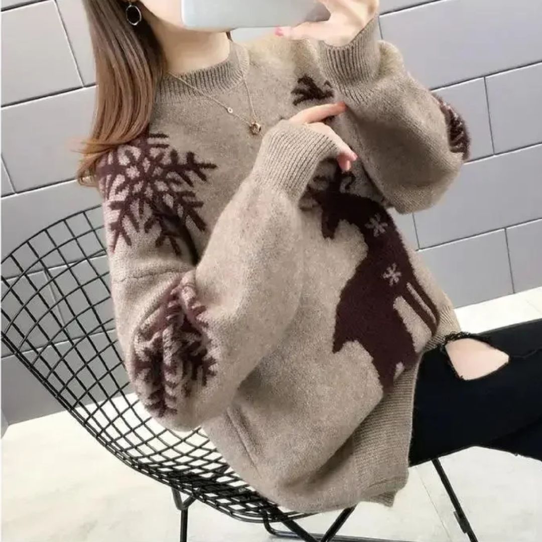 Carla | Women’s Winter Sweater with Reindeer Pattern