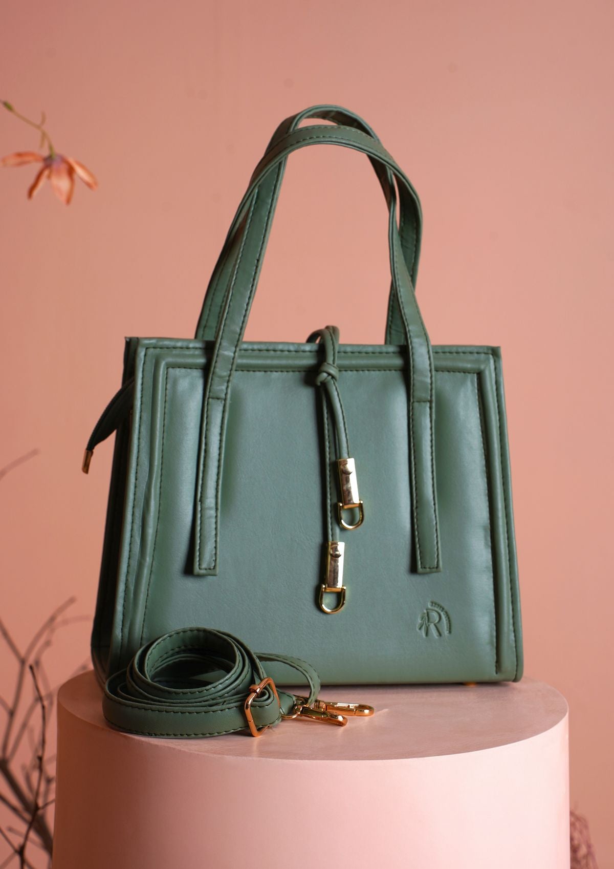 Cleo Chain Crossbody Bag - One Size